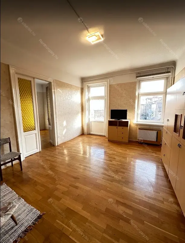 Kiadó albérlet 280000 Ft/hó áron: Budapest, VIII. kerület  Auróra utca. Mérete: 62 nm, 2 szobás | Alberlet.hu - 6709477