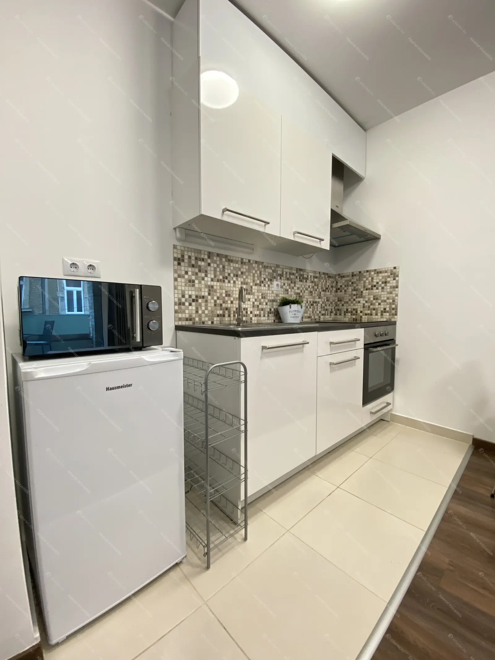 Kiadó albérlet 230000 Ft/hó áron: Budapest, VIII. kerület  Bacsó Béla utca. Mérete: 29 nm, 1 szobás | Alberlet.hu - 6647823