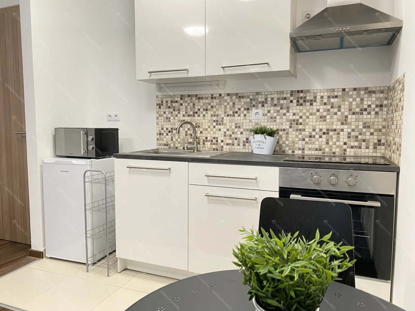 Kiadó albérlet 230000 Ft/hó áron: Budapest, VIII. kerület  Bacsó Béla utca. Mérete: 29 nm, 1 szobás | Alberlet.hu - 6647824