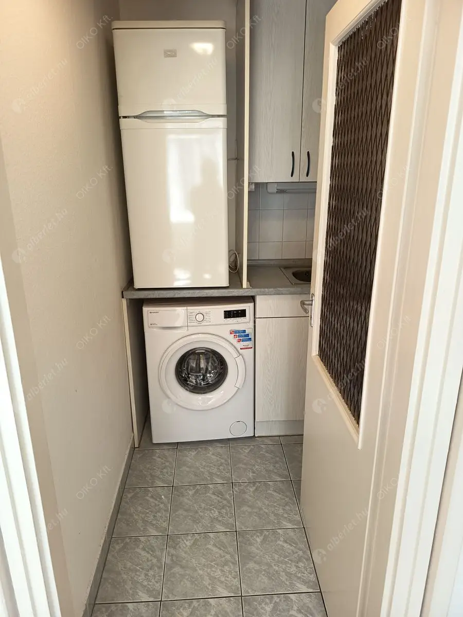 Kiadó albérlet 175000 Ft/hó áron: Budapest, VIII. kerület  Baross tér. Mérete: 35 nm, 1 szobás | Alberlet.hu - 6544391