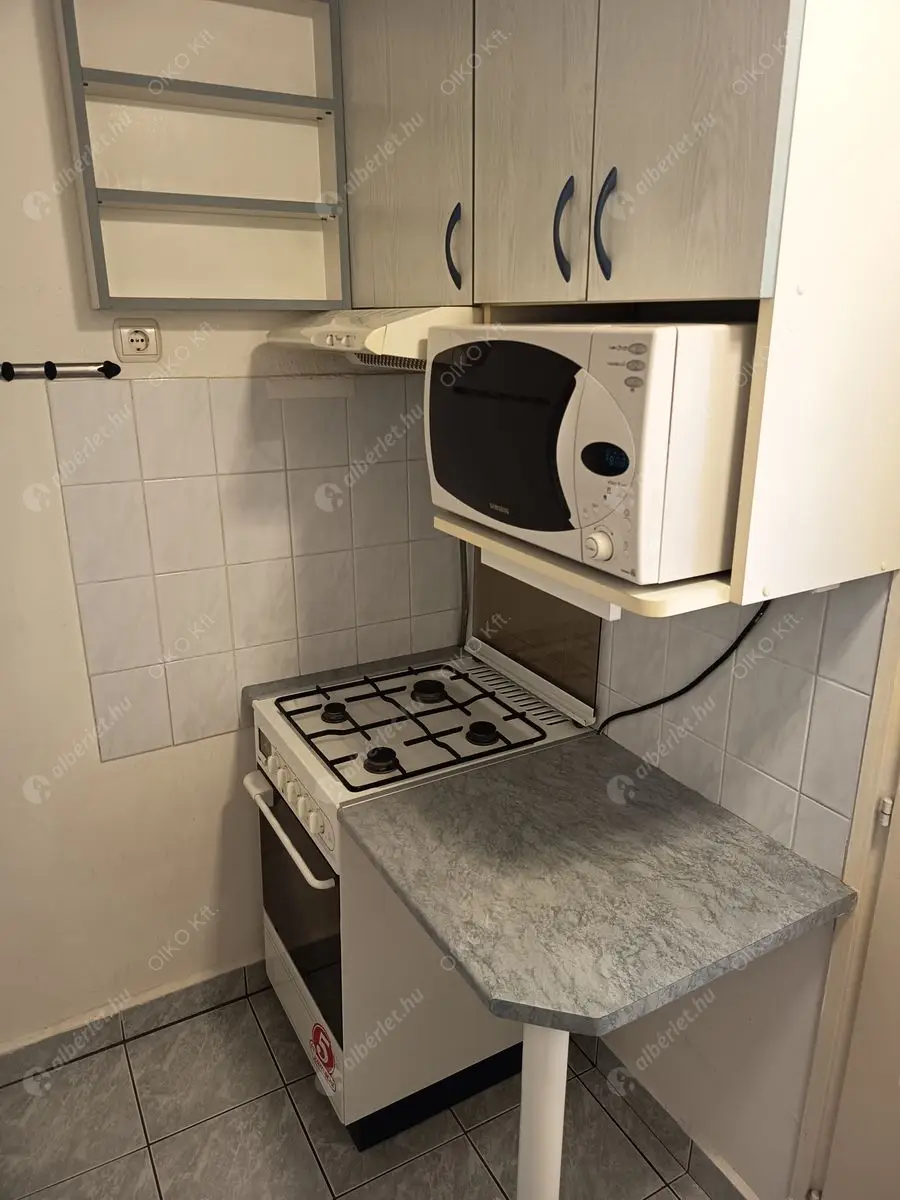 Kiadó albérlet 175000 Ft/hó áron: Budapest, VIII. kerület  Baross tér. Mérete: 35 nm, 1 szobás | Alberlet.hu - 6544394