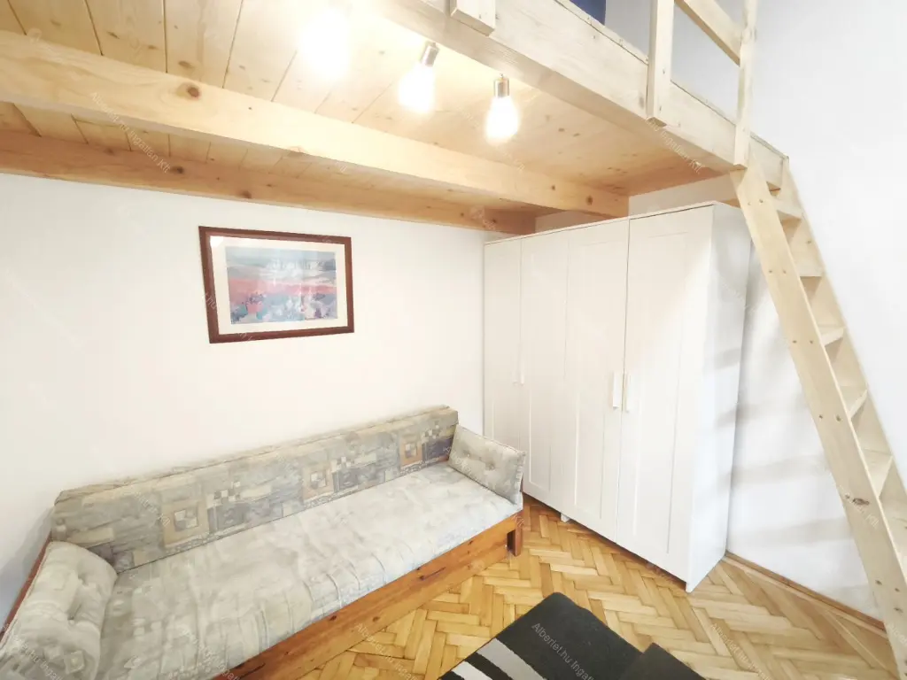 Kiadó albérlet 170000 Ft/hó áron: Budapest, VIII. kerület  Baross utca. Mérete: 25 nm, 1 szobás | Alberlet.hu - 6679040