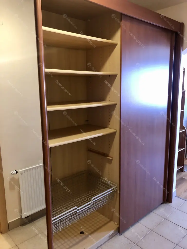 Kiadó albérlet 190000 Ft/hó áron: Budapest, VIII. kerület  Baross utca. Mérete: 35 nm, 1 szobás | Alberlet.hu - 6299864