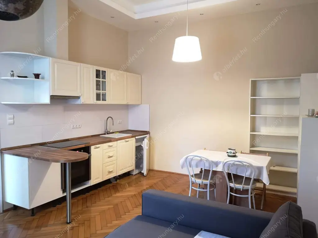 Kiadó albérlet 220000 Ft/hó áron: Budapest, VIII. kerület  Baross utca. Mérete: 44 nm, 2 szobás | Alberlet.hu - 6568989