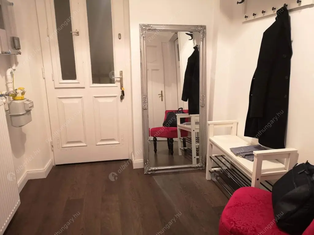 Kiadó albérlet 220000 Ft/hó áron: Budapest, VIII. kerület  Baross utca. Mérete: 44 nm, 2 szobás | Alberlet.hu - 6569004