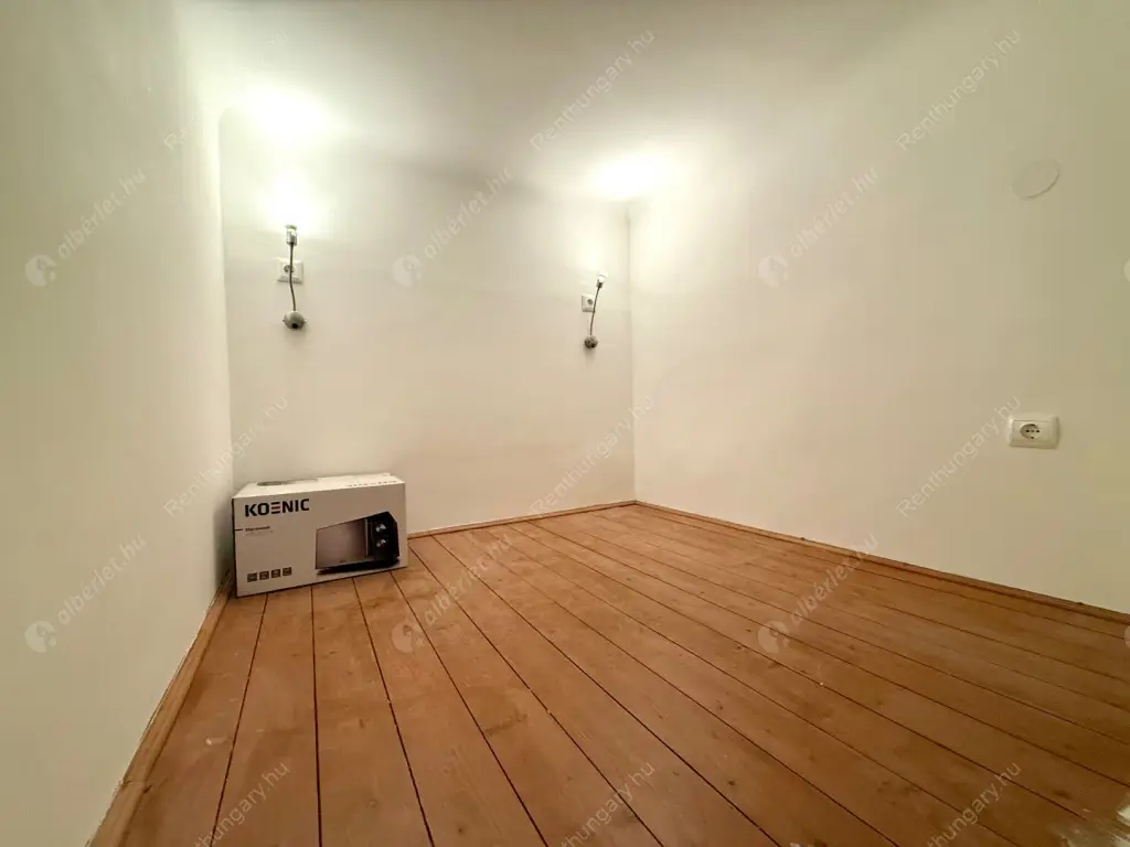 Kiadó albérlet 200000 Ft/hó áron: Budapest, VIII. kerület  Baross utca. Mérete: 44 nm, 2 szobás | Alberlet.hu - 6596596