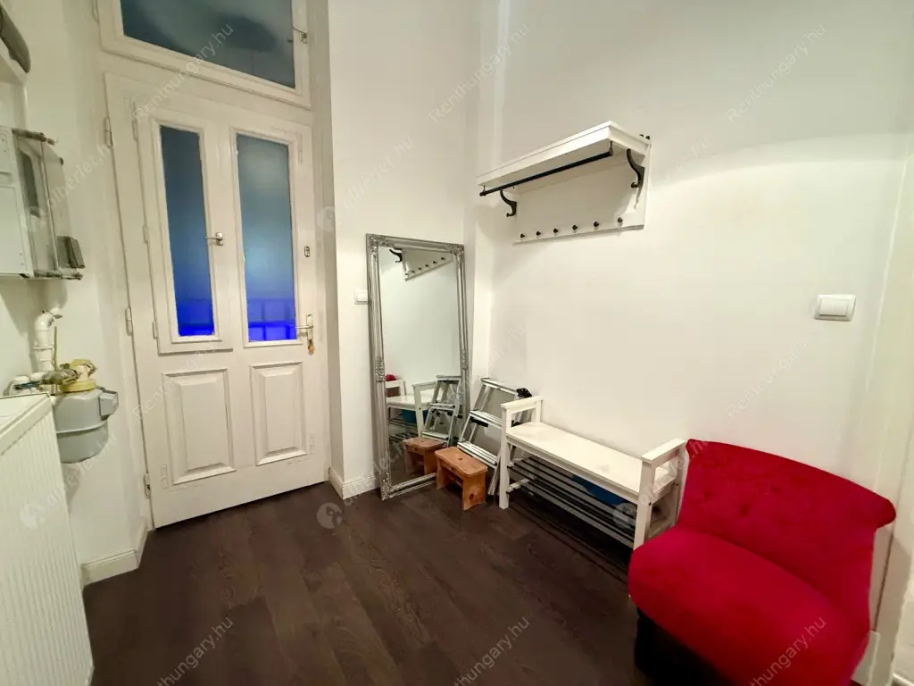 Kiadó albérlet 200000 Ft/hó áron: Budapest, VIII. kerület  Baross utca. Mérete: 44 nm, 2 szobás | Alberlet.hu - 6596597