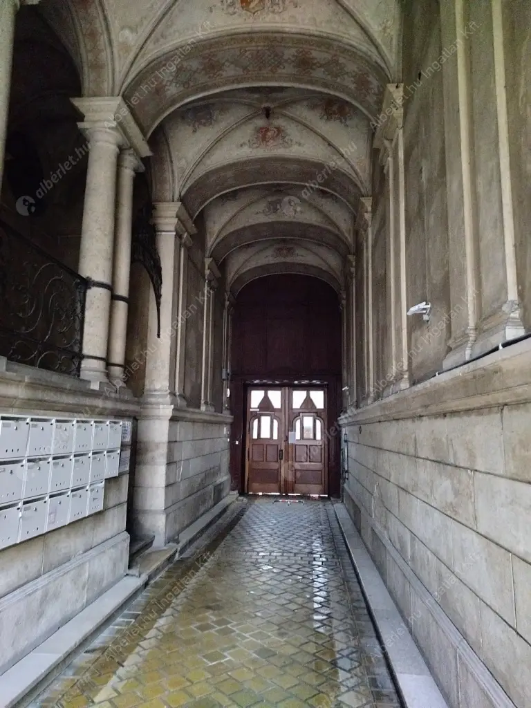 Kiadó albérlet 260000 Ft/hó áron: Budapest, VIII. kerület  Baross utca. Mérete: 51 nm, 1 szobás | Alberlet.hu - 6639630