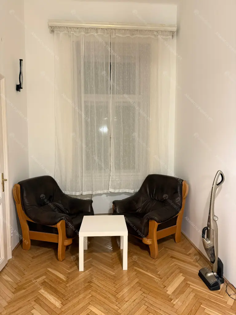 Kiadó albérlet 260000 Ft/hó áron: Budapest, VIII. kerület  Baross utca. Mérete: 51 nm, 1 szobás | Alberlet.hu - 6663389