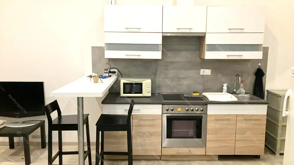 Kiadó albérlet 290000 Ft/hó áron: Budapest, VIII. kerület  Baross utca. Mérete: 58 nm, 3 szobás | Alberlet.hu - 6681436