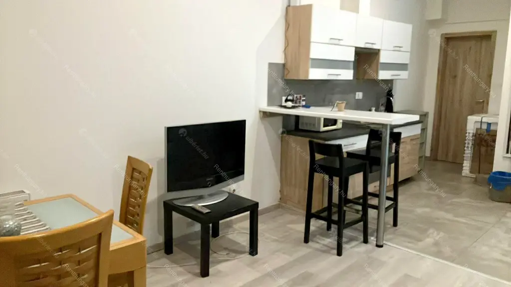 Kiadó albérlet 290000 Ft/hó áron: Budapest, VIII. kerület  Baross utca. Mérete: 58 nm, 3 szobás | Alberlet.hu - 6681440