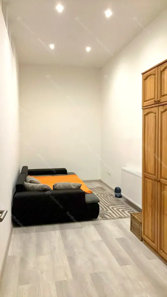 Kiadó albérlet 290000 Ft/hó áron: Budapest, VIII. kerület  Baross utca. Mérete: 58 nm, 3 szobás | Alberlet.hu - 6681443