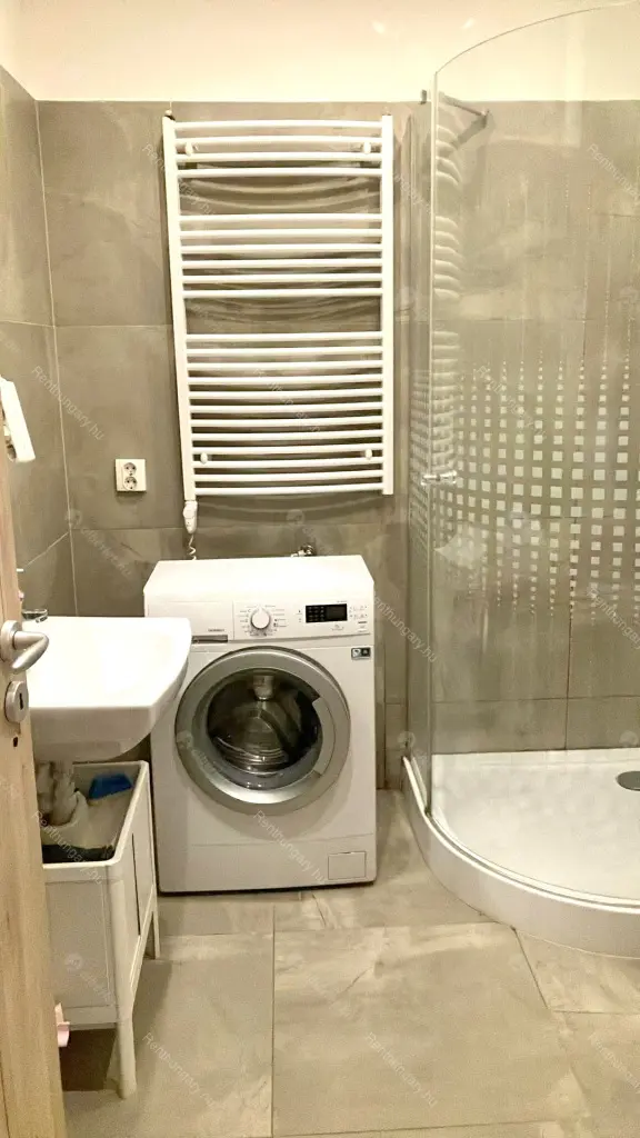 Kiadó albérlet 290000 Ft/hó áron: Budapest, VIII. kerület  Baross utca. Mérete: 58 nm, 3 szobás | Alberlet.hu - 6681445