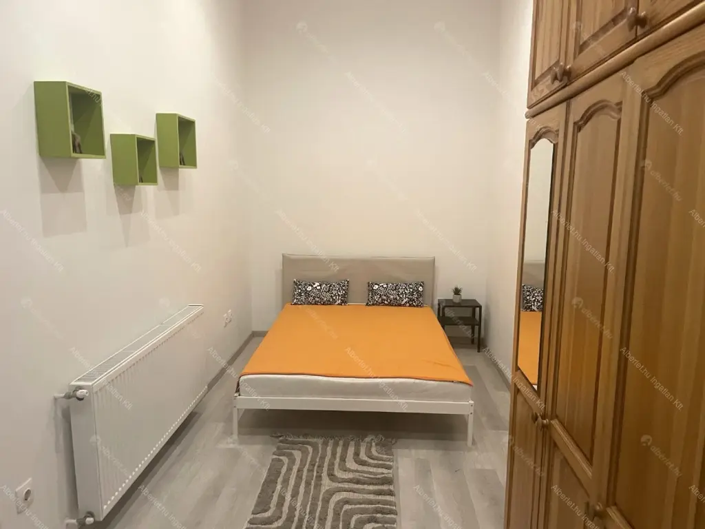 Kiadó albérlet 290000 Ft/hó áron: Budapest, VIII. kerület  Baross utca. Mérete: 58 nm, 3 szobás | Alberlet.hu - 6683339