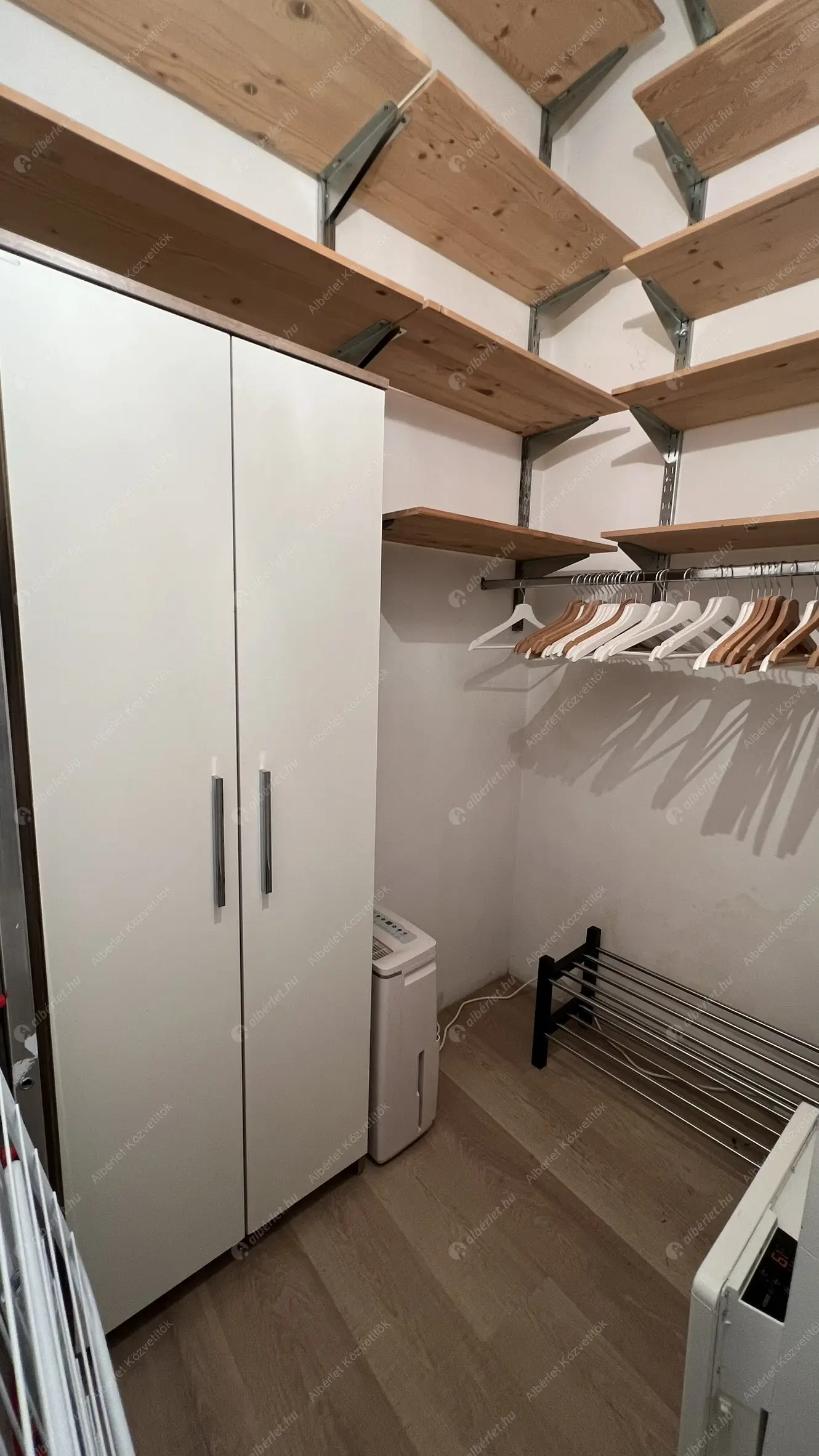 Kiadó albérlet 295000 Ft/hó áron: Budapest, VIII. kerület  Baross utca. Mérete: 59 nm, 2 szobás | Alberlet.hu - 6617615