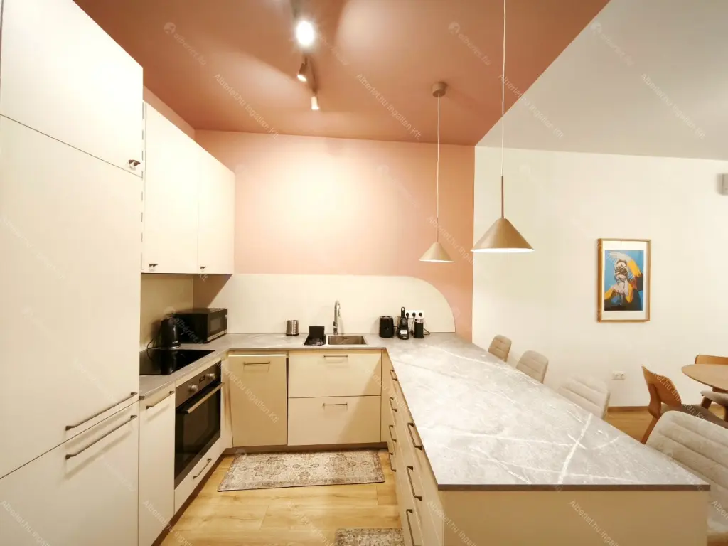 Kiadó albérlet 627000 Ft/hó áron: Budapest, VIII. kerület  Baross utca. Mérete: 72 nm, 3 szobás | Alberlet.hu - 6667378