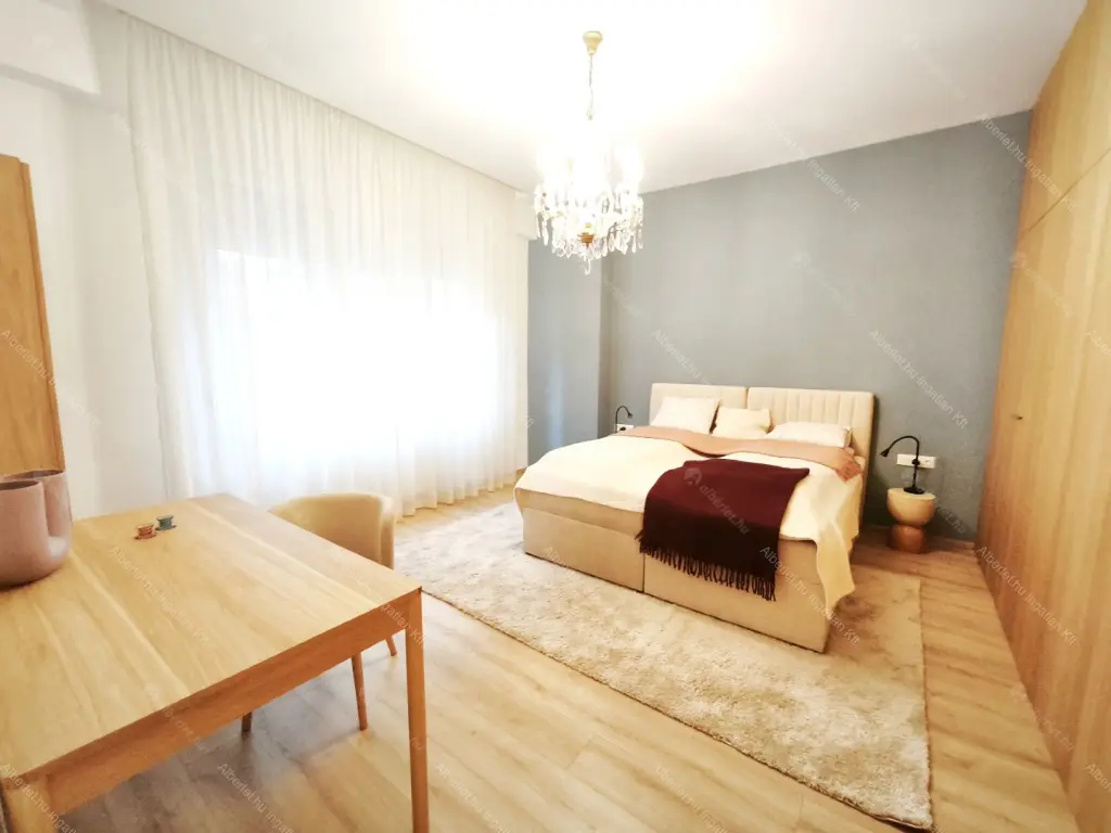 Kiadó albérlet 627000 Ft/hó áron: Budapest, VIII. kerület  Baross utca. Mérete: 72 nm, 3 szobás | Alberlet.hu - 6667386