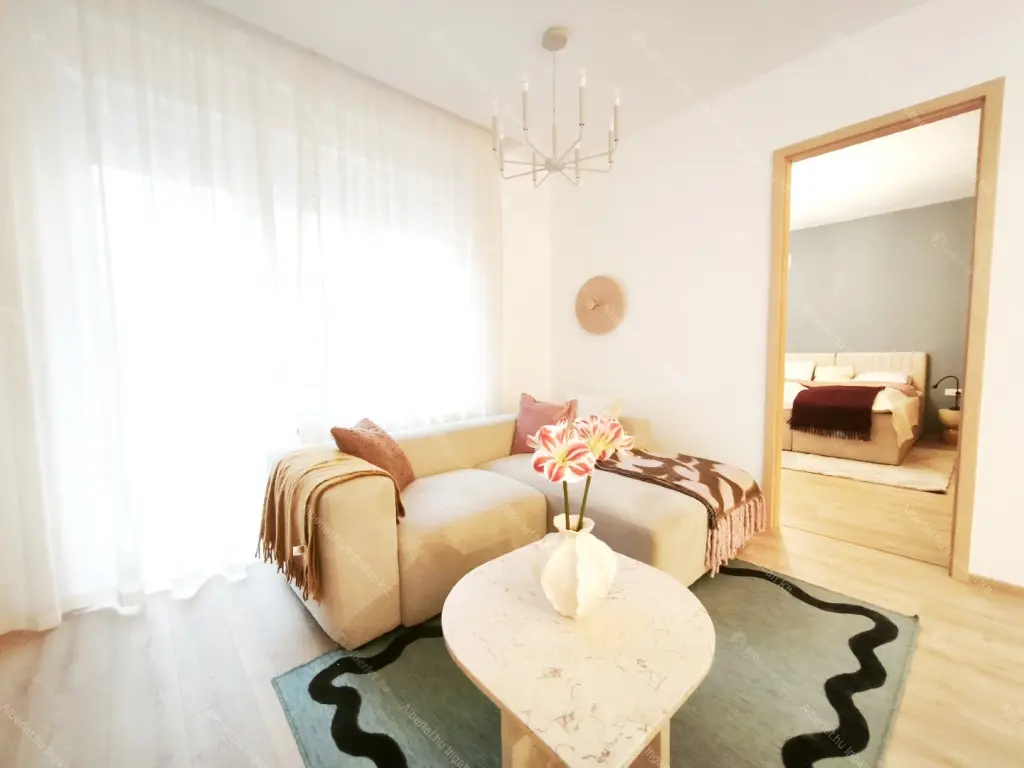 Kiadó albérlet 627000 Ft/hó áron: Budapest, VIII. kerület  Baross utca. Mérete: 72 nm, 3 szobás | Alberlet.hu - 6667391