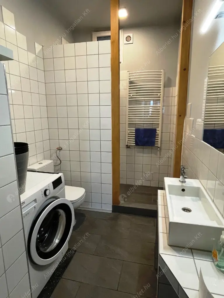 Kiadó albérlet 530000 Ft/hó áron: Budapest, VIII. kerület  Baross utca. Mérete: 89 nm, 3 szobás | Alberlet.hu - 6580754