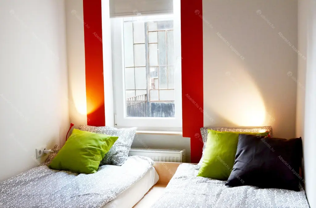 Kiadó albérlet 390000 Ft/hó áron: Budapest, VIII. kerület  Baross utca. Mérete: 89 nm, 3 szobás | Alberlet.hu - 6697656