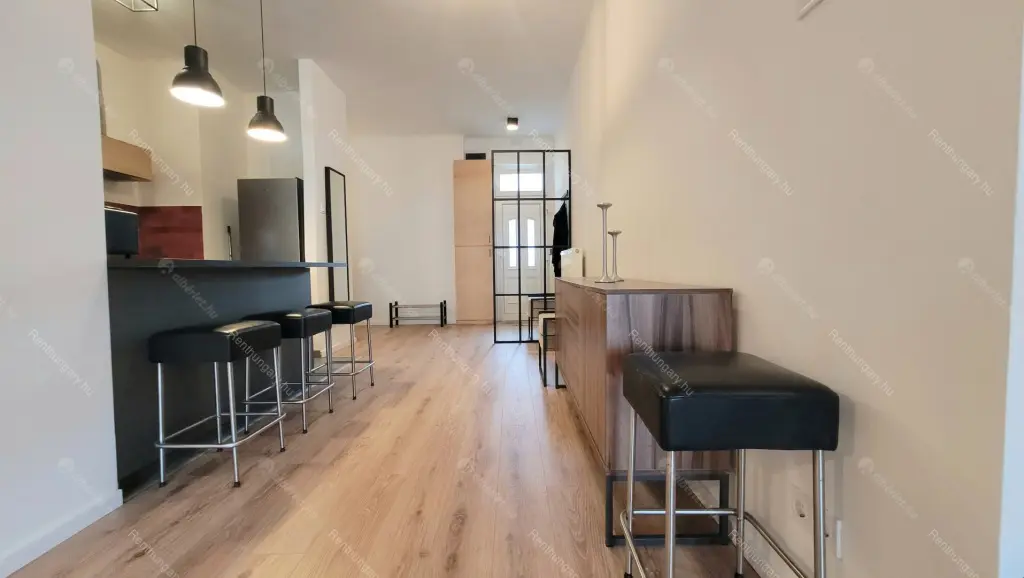 Kiadó albérlet 390000 Ft/hó áron: Budapest, VIII. kerület  Baross utca. Mérete: 89 nm, 3 szobás | Alberlet.hu - 6684433