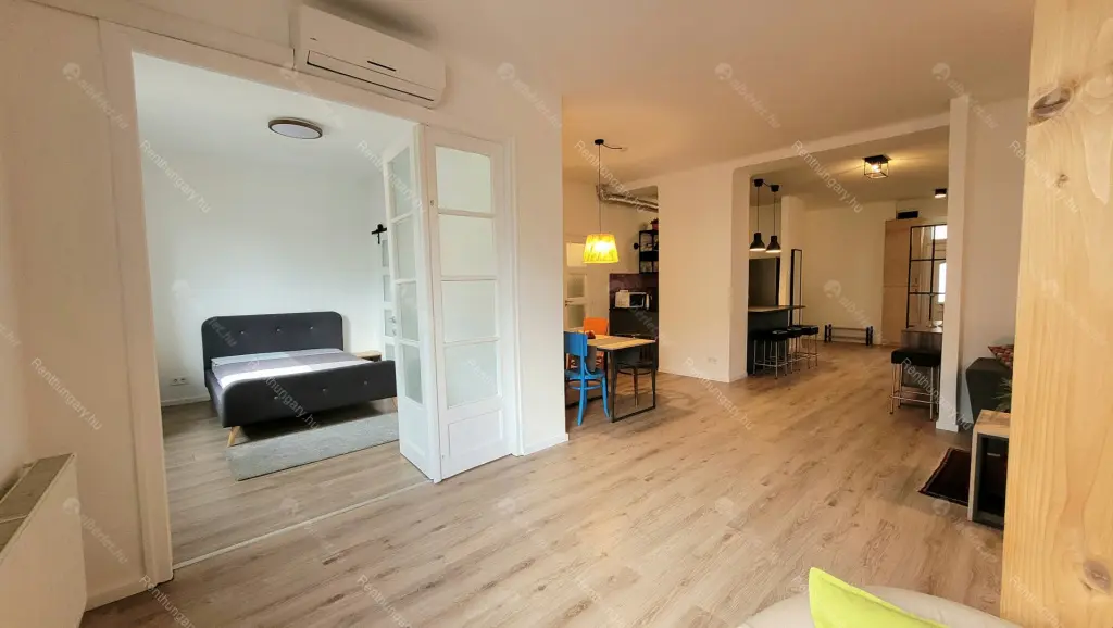 Kiadó albérlet 390000 Ft/hó áron: Budapest, VIII. kerület  Baross utca. Mérete: 89 nm, 3 szobás | Alberlet.hu - 6684434