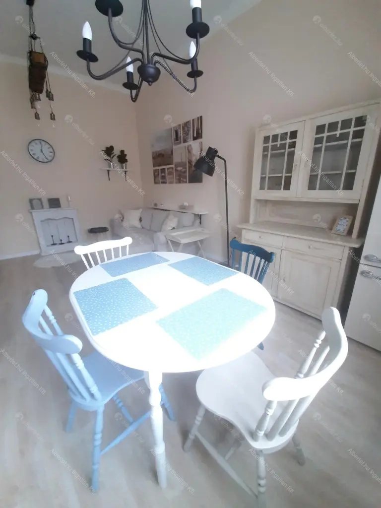 Kiadó albérlet 230000 Ft/hó áron: Budapest, VIII. kerület  Bauer Sándor utca. Mérete: 48 nm, 2 szobás | Alberlet.hu - 6689857