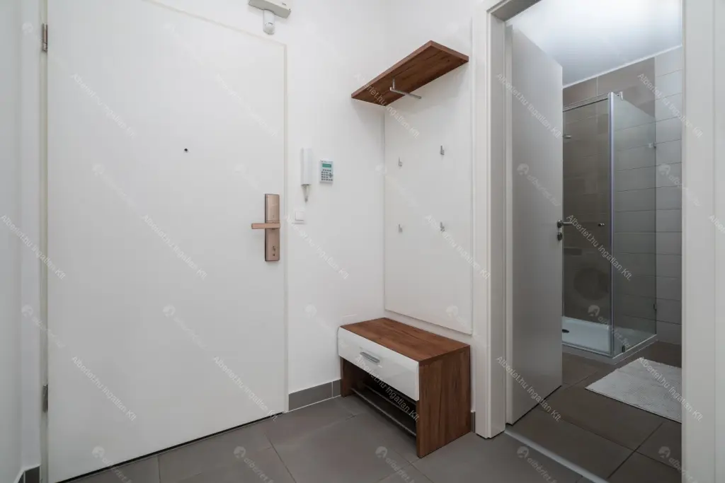 Kiadó albérlet 400000 Ft/hó áron: Budapest, VIII. kerület  Bauer Sándor utca. Mérete: 50 nm, 2 szobás | Alberlet.hu - 6684045