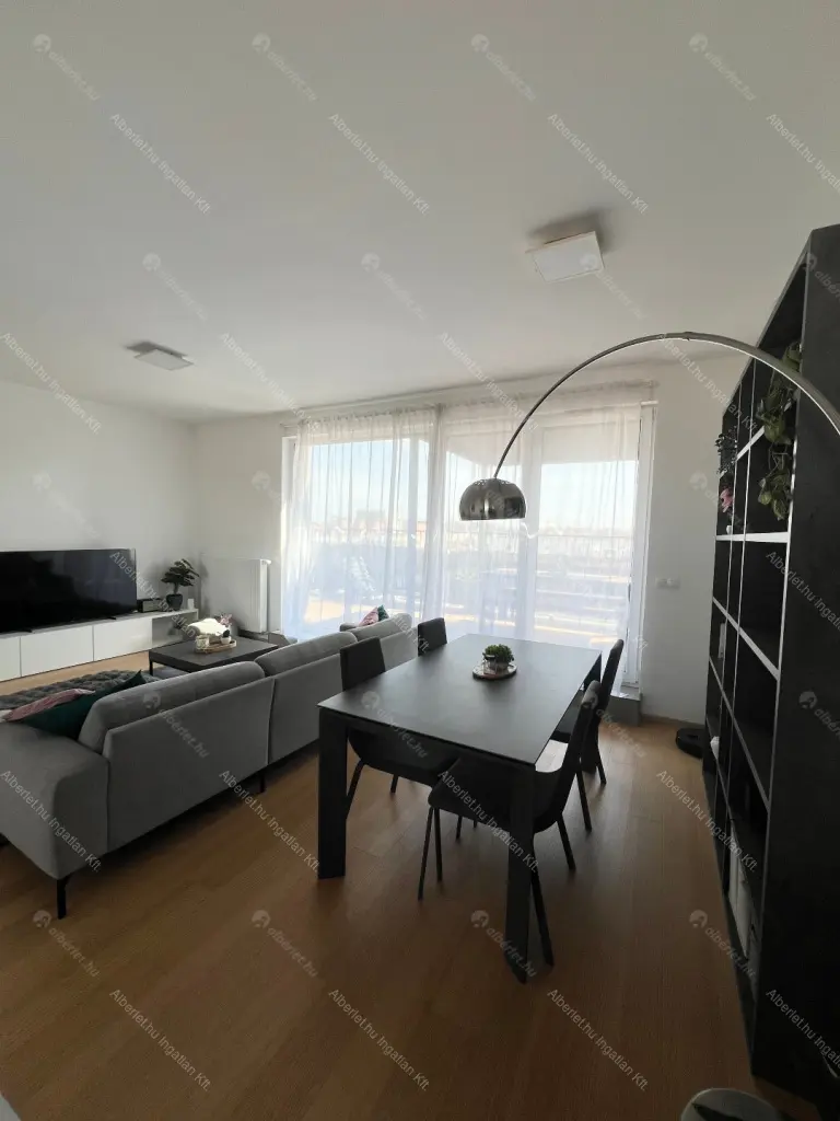 Kiadó albérlet 750000 Ft/hó áron: Budapest, VIII. kerület  Bauer Sándor utca. Mérete: 97 nm, 4 szobás | Alberlet.hu - 6709232