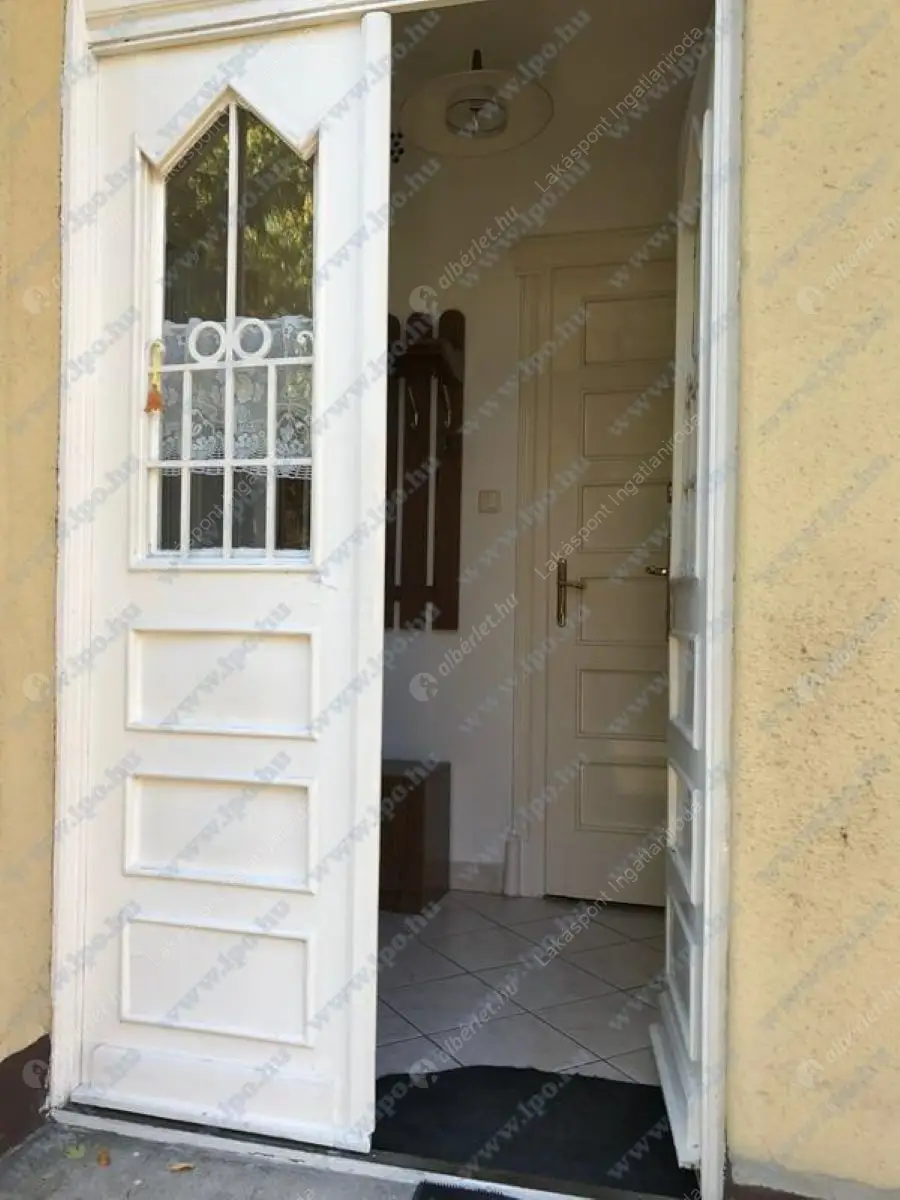 Kiadó albérlet 240000 Ft/hó áron: Budapest, VIII. kerület  Benyovszky Móric utca. Mérete: 60 nm, 2 szobás | Alberlet.hu - 6582671