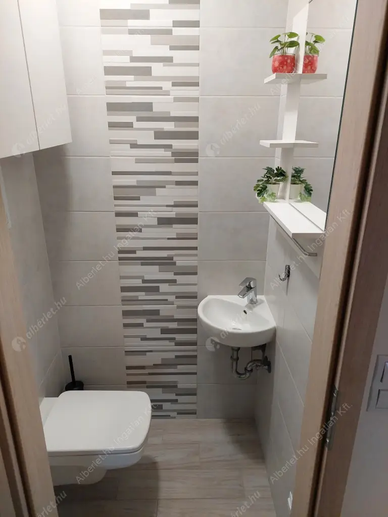 Kiadó albérlet 310000 Ft/hó áron: Budapest, VIII. kerület  Bérkocsis utca. Mérete: 45 nm, 2 szobás | Alberlet.hu - 6632259