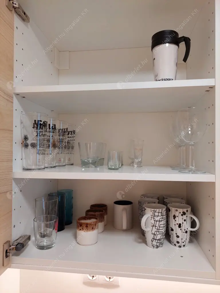 Kiadó albérlet 310000 Ft/hó áron: Budapest, VIII. kerület  Bérkocsis utca. Mérete: 45 nm, 2 szobás | Alberlet.hu - 6632265