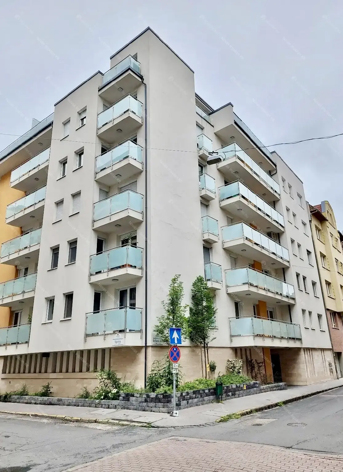 Kiadó albérlet 310000 Ft/hó áron: Budapest, VIII. kerület  Bérkocsis utca. Mérete: 45 nm, 2 szobás | Alberlet.hu - 6644472