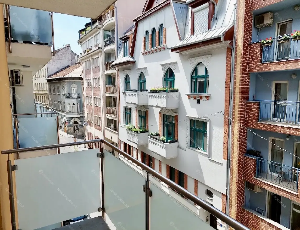 Kiadó albérlet 310000 Ft/hó áron: Budapest, VIII. kerület  Bérkocsis utca. Mérete: 45 nm, 2 szobás | Alberlet.hu - 6644479