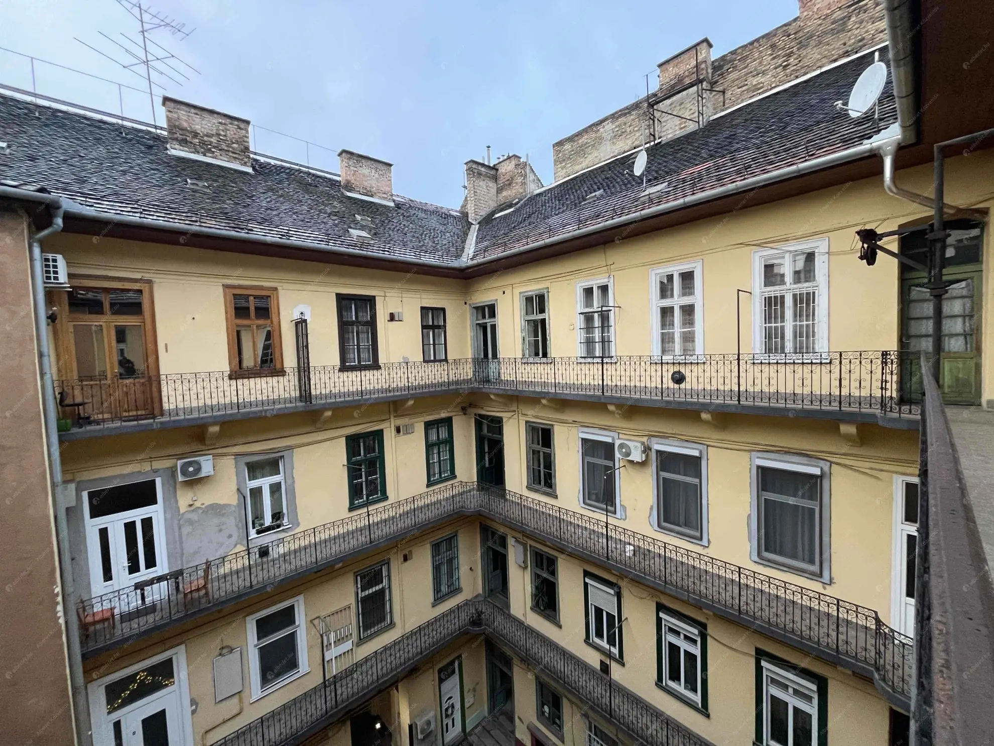 Kiadó albérlet 225000 Ft/hó áron: Budapest, VIII. kerület  Berzsenyi utca. Mérete: 35 nm, 2 szobás | Alberlet.hu - 6604681