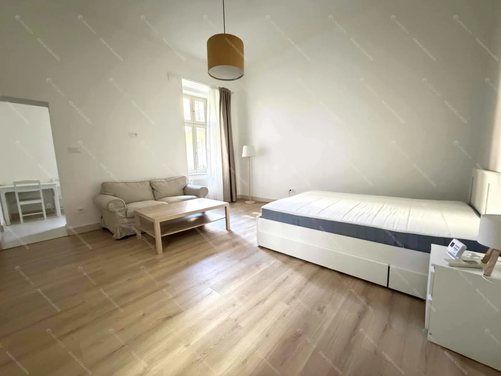 Kiadó albérlet 200000 Ft/hó áron: Budapest, VIII. kerület  Bezerédj utca. Mérete: 37 nm, 1 szobás | Alberlet.hu - 6662276