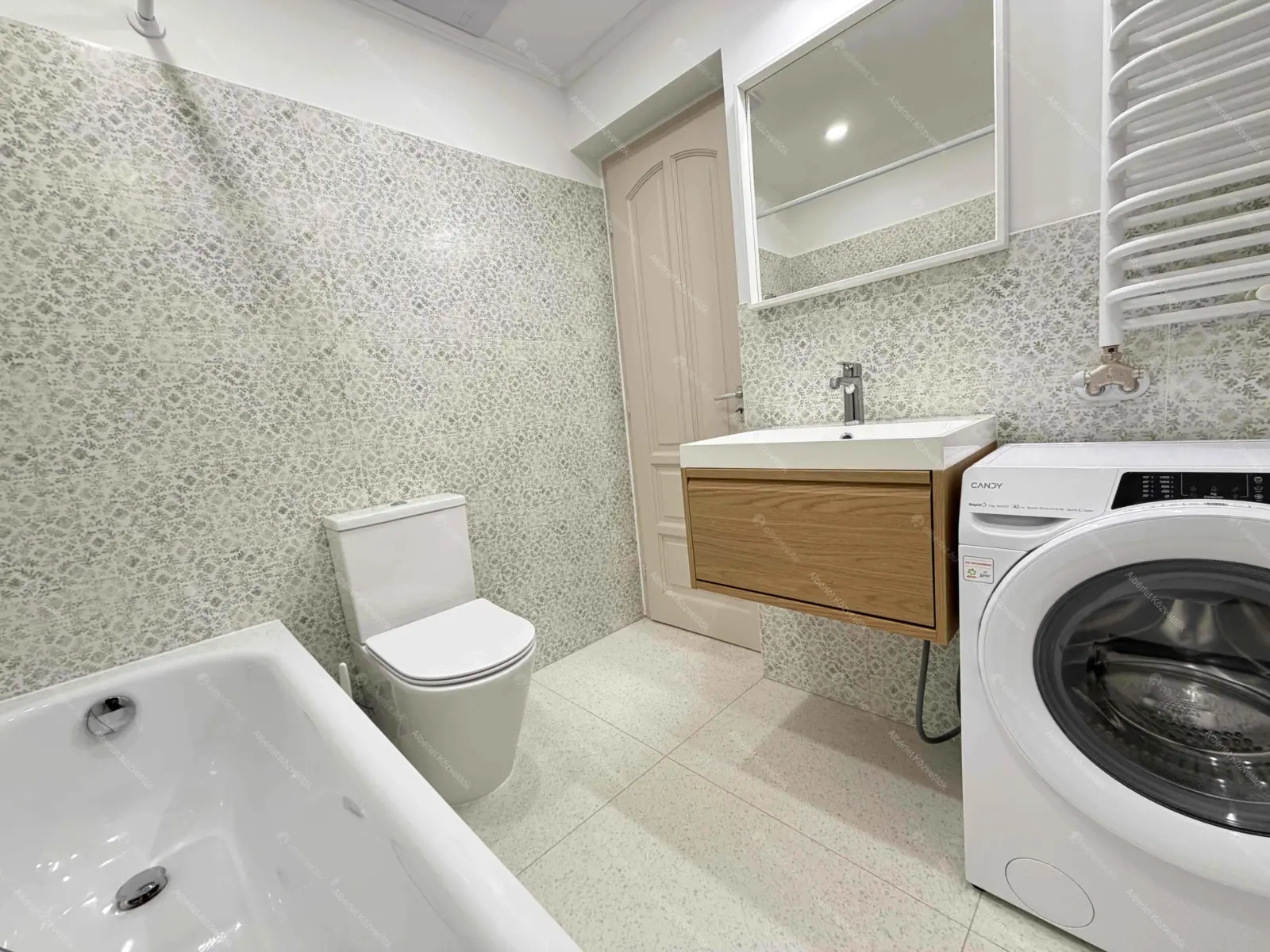 Kiadó albérlet 200000 Ft/hó áron: Budapest, VIII. kerület  Bezerédj utca. Mérete: 37 nm, 1 szobás | Alberlet.hu - 6662283