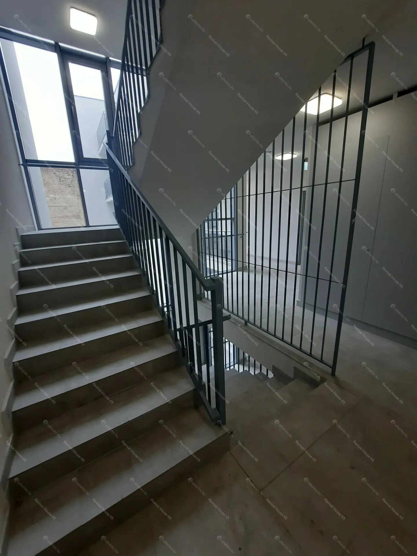 Kiadó albérlet 289000 Ft/hó áron: Budapest, VIII. kerület  Bezerédj utca. Mérete: 55 nm, 2 szobás | Alberlet.hu - 5791832