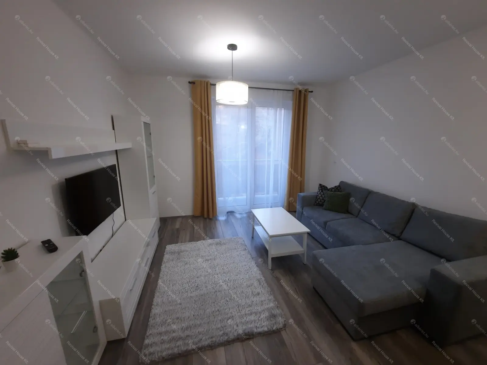 Kiadó albérlet 289000 Ft/hó áron: Budapest, VIII. kerület  Bezerédj utca. Mérete: 55 nm, 2 szobás | Alberlet.hu - 5824530