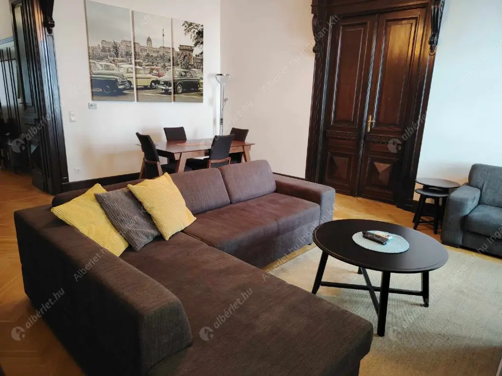 Kiadó albérlet 299000 Ft/hó áron: Budapest, VIII. kerület  Bezerédj utca. Mérete: 98 nm, 3 szobás | Alberlet.hu - 6589579
