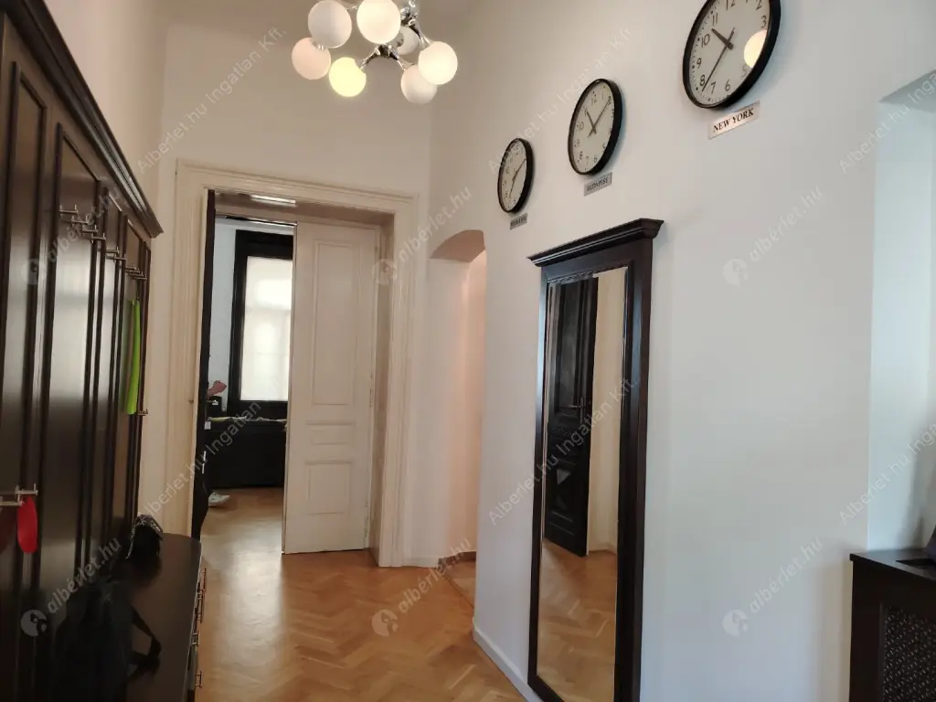 Kiadó albérlet 299000 Ft/hó áron: Budapest, VIII. kerület  Bezerédj utca. Mérete: 98 nm, 3 szobás | Alberlet.hu - 6589588