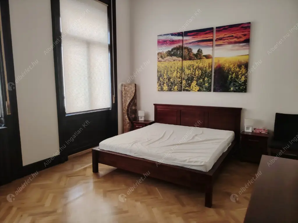 Kiadó albérlet 299000 Ft/hó áron: Budapest, VIII. kerület  Bezerédj utca. Mérete: 98 nm, 3 szobás | Alberlet.hu - 6589593
