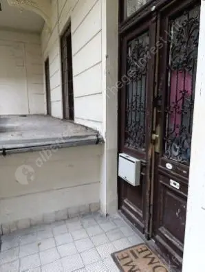 Kiadó albérlet 255000 Ft/hó áron: Budapest, VIII. kerület  Bródy Sándor utca. Mérete: 49 nm, 2 szobás | Alberlet.hu - 6569112