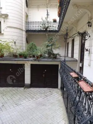 Kiadó albérlet 255000 Ft/hó áron: Budapest, VIII. kerület  Bródy Sándor utca. Mérete: 49 nm, 2 szobás | Alberlet.hu - 6569114