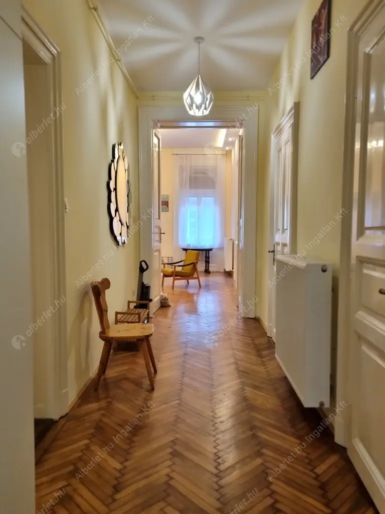 Kiadó albérlet 300000 Ft/hó áron: Budapest, VIII. kerület  Bródy Sándor utca. Mérete: 80 nm, 2 szobás | Alberlet.hu - 6597890