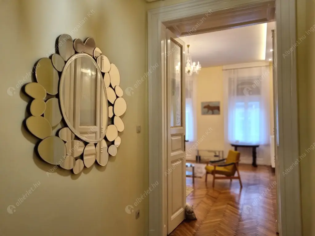 Kiadó albérlet 300000 Ft/hó áron: Budapest, VIII. kerület  Bródy Sándor utca. Mérete: 80 nm, 2 szobás | Alberlet.hu - 6606480