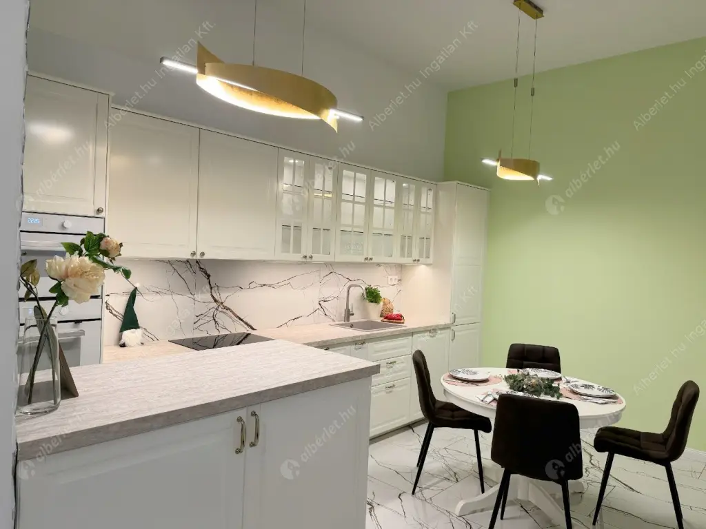 Kiadó albérlet 499000 Ft/hó áron: Budapest, VIII. kerület  Bródy Sándor utca. Mérete: 89 nm, 3 szobás | Alberlet.hu - 6517450