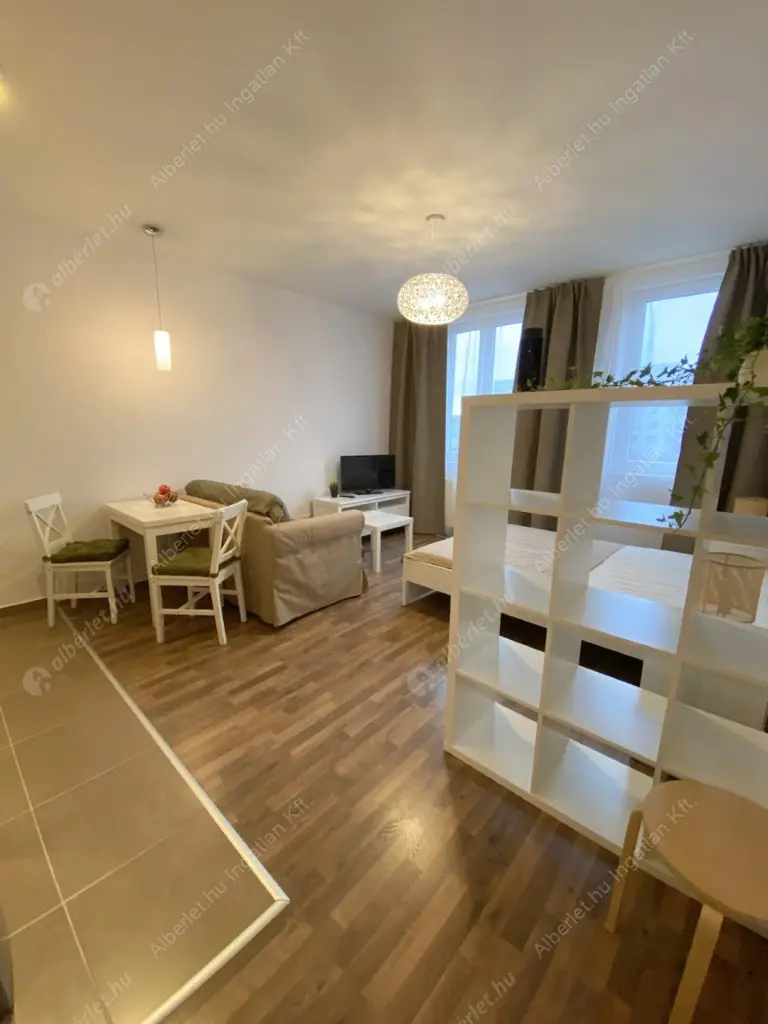 Kiadó albérlet 244000 Ft/hó áron: Budapest, VIII. kerület  Corvin sétány. Mérete: 30 nm, 1 szobás | Alberlet.hu - 6601113