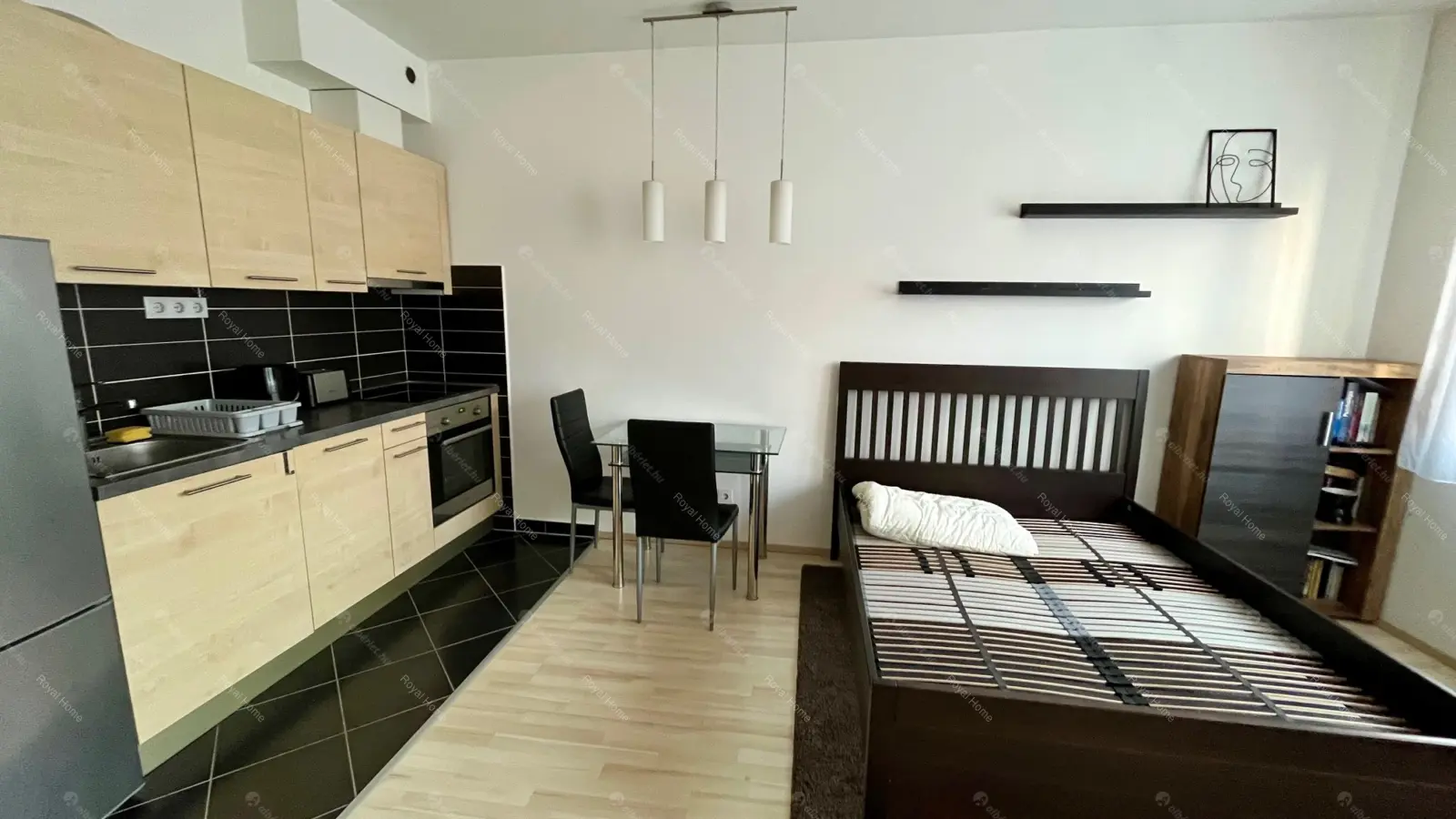 Kiadó albérlet 220000 Ft/hó áron: Budapest, VIII. kerület  Corvin sétány. Mérete: 30 nm, 1 szobás | Alberlet.hu - 6656916