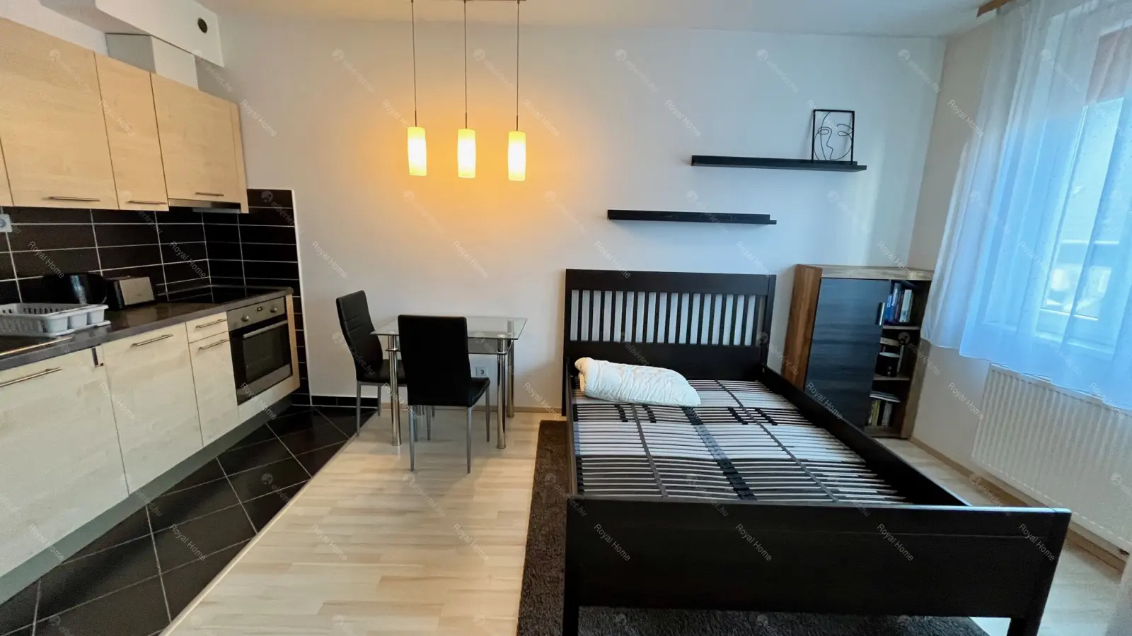 Kiadó albérlet 220000 Ft/hó áron: Budapest, VIII. kerület  Corvin sétány. Mérete: 30 nm, 1 szobás | Alberlet.hu - 6656917